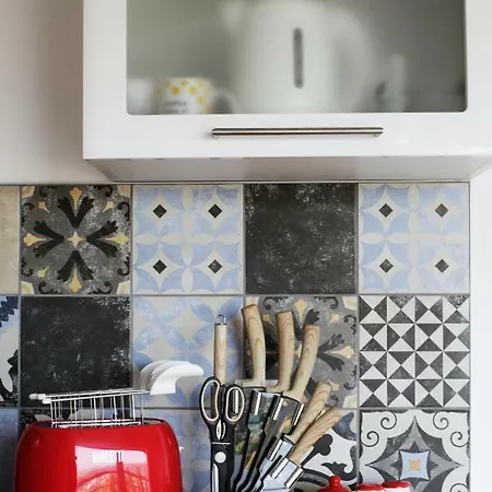 Red Rose Daire Portorož