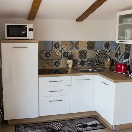 Red Rose דירה בפורטורוז