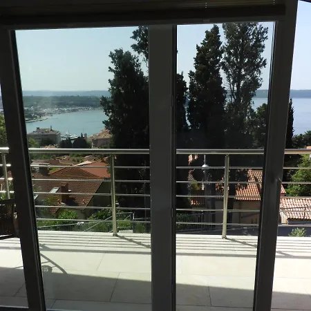 Apartment Red Rose Portoroz